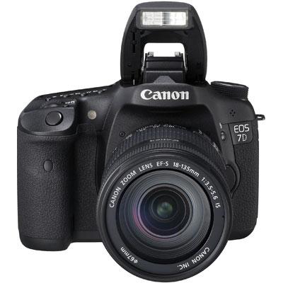 Foto Canon EOS 7D Kit (18-135mm IS) (Japan Version) (Only English)