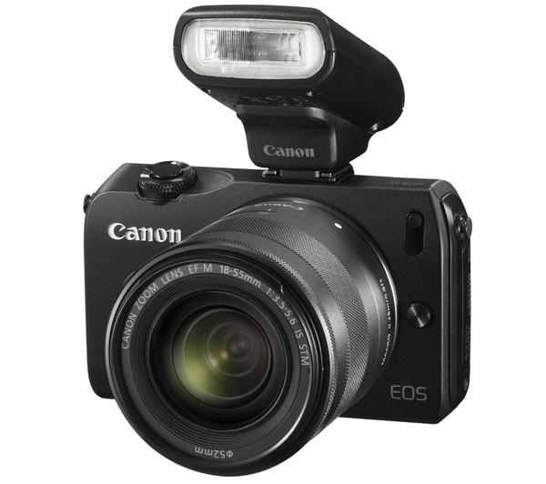 Foto Canon EOS M negra + objetivo EF-S 18-55 mm IS + flash Speedlite 90EX Incluye Cargador, Batería de litio
