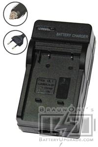 Foto CAS. Exilim Card EX-S5PK AC and Car adapter / charger (4.2V, 0.6A)