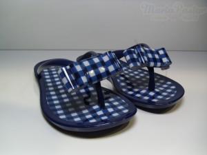 Foto Chanclas piscina niña azules