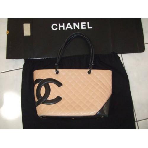 Foto Chanel Leather Beige Tote Bag