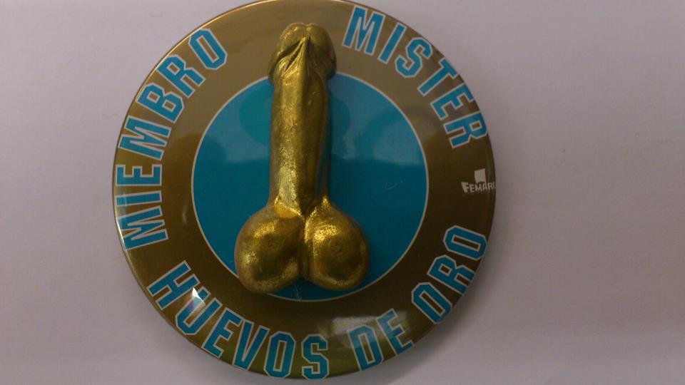 Foto CHAPA MISTER HUEVOS DE ORO