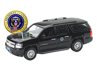 Foto Chevrolet Suburban Diecast Model Car