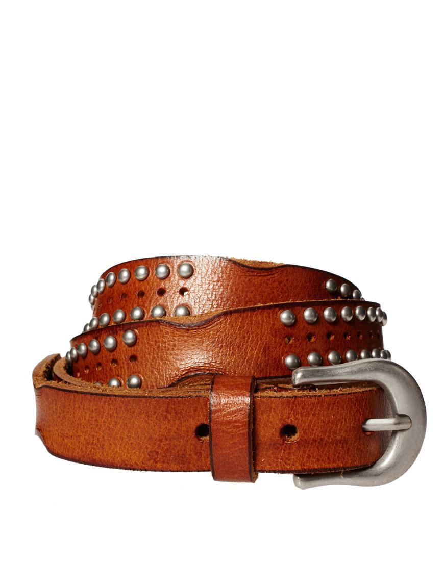 Foto Cinturón de cuero con tachuelas vintage de ASOS Tostado