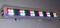 Foto Citylights LED WALL RGBW-24X3 Linear 24 Rgbw Led Ip65 50 Th Dmx Projec