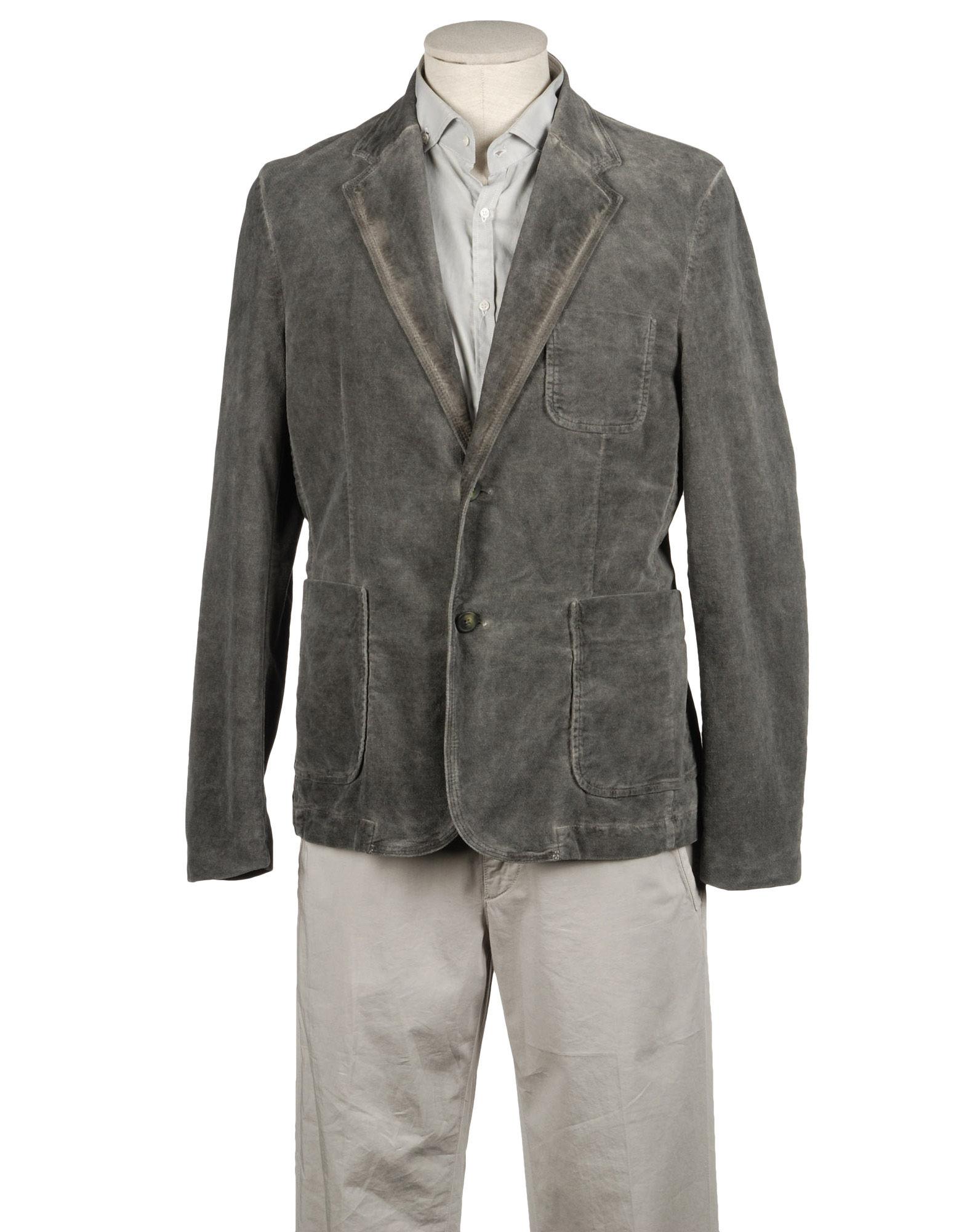 Foto Closed Americanas Hombre Gris
