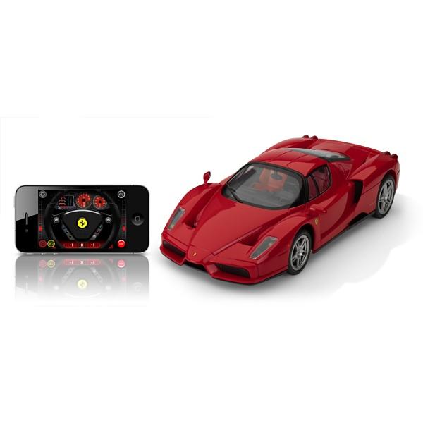 Foto Coche teledirigido Ferrari Enzo por Bluetooth interactivo de Silverlit