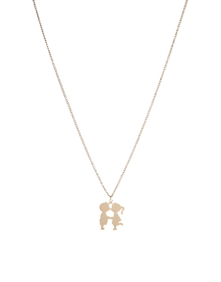 Foto Collar con niños besándose de And Mary Dorado