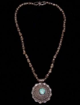 Foto Collar de plata antigua y medallón de turquesa
