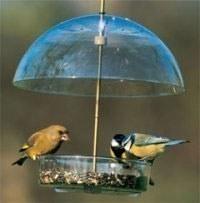 Foto Comedero para aves silvestres x-1 tipo tolva con cúpula de protección