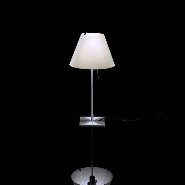 Foto Costanzina Led tavolo, LucePlan