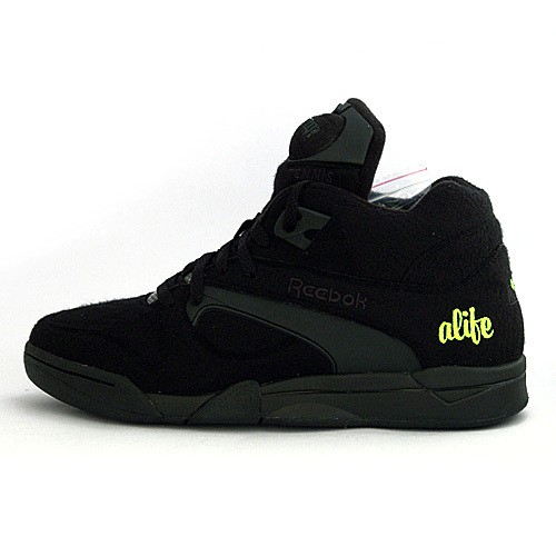 Foto Court Victory Pump “Ball-Out” - Black