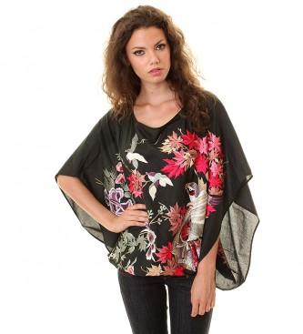 Foto Custo barcelona. Blusa nova fly negra