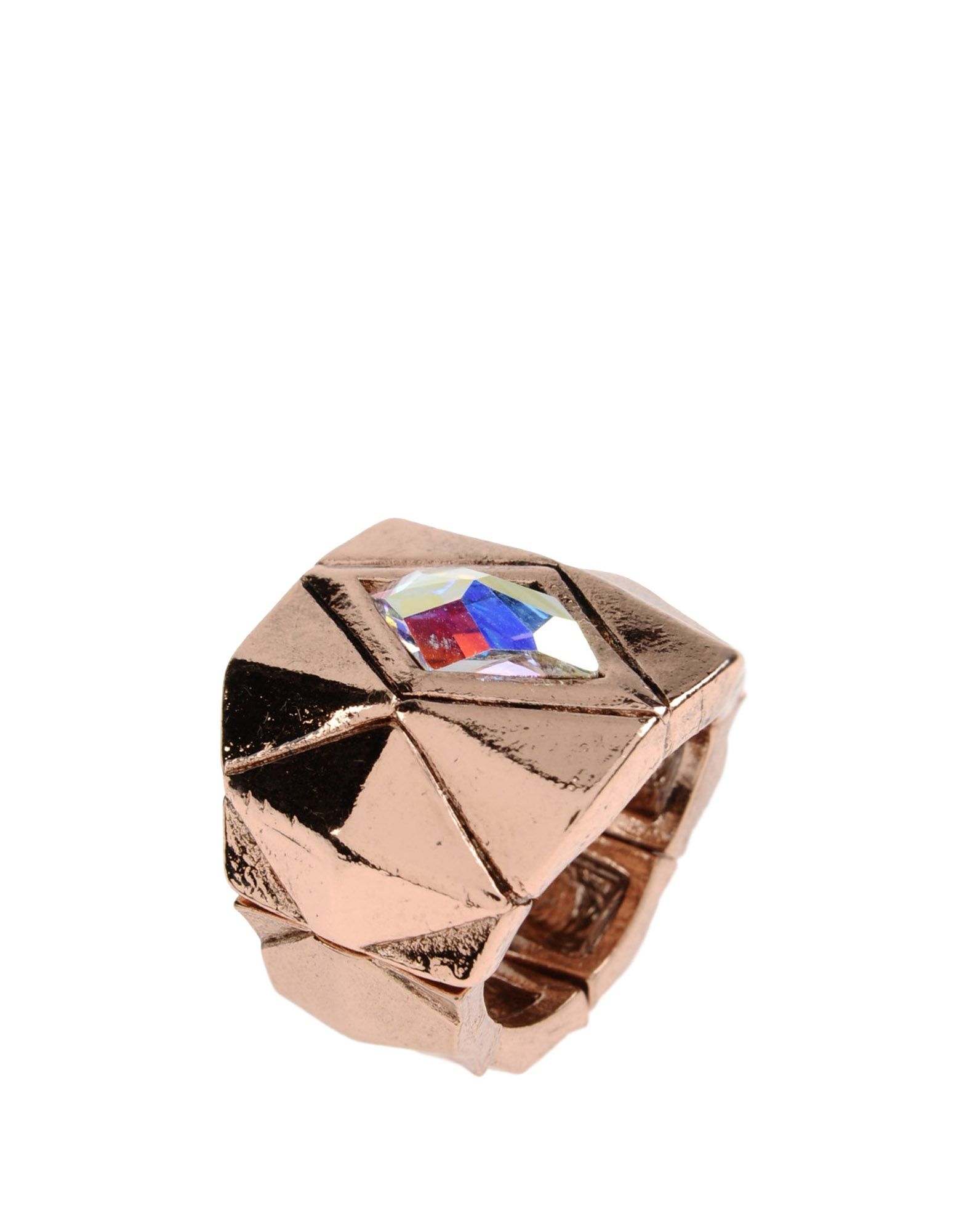 Foto Daniela Farah Anillos Mujer Cobre