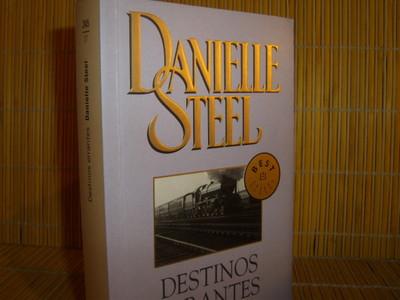 Foto Danielle Steel,,,destinos Errantes,,,debolsillo