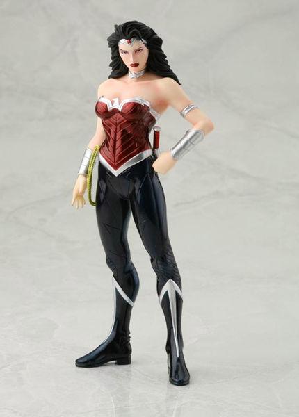 Foto Dc Comics Estatua Pvc Artfx+ 1/10 Wonder Woman (The New 52) 19 Cm