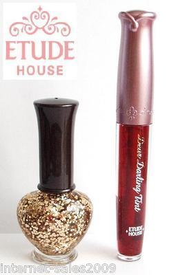 Foto De La Marca Etude House Brillo De Labios Fresa Y Laca De Uñas Dorada Purpurina