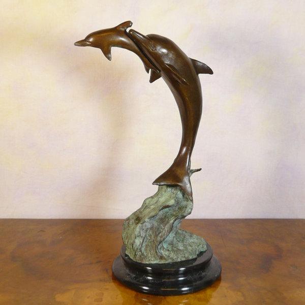 Foto Delfínes - estatua de bronce