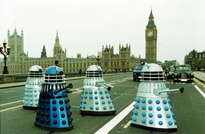 Foto Doctor Who - The Daleks invade London - 3x2 inch Fridge Magnet - l ...