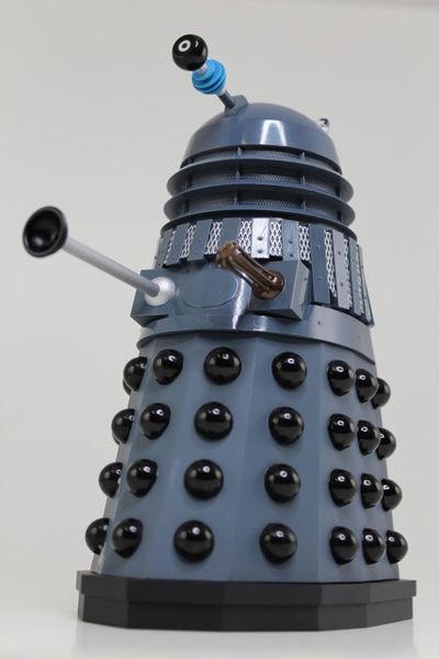 Foto Doctor Who Masterpiece Collection Estatua Genesis Of The Daleks 20 Cm