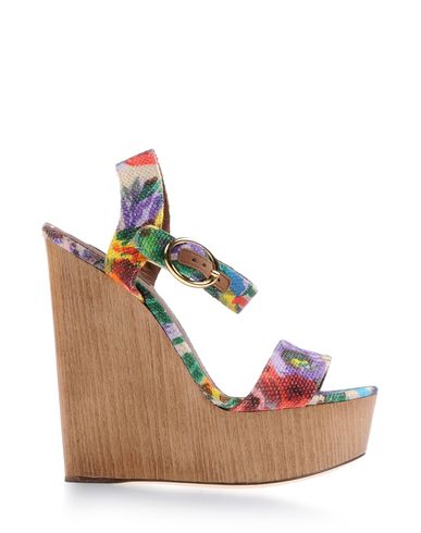 Foto dolce & gabbana cuñas
