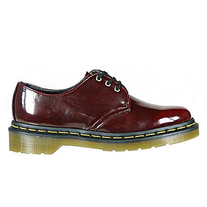 Foto dr. martens shoes 1461 red