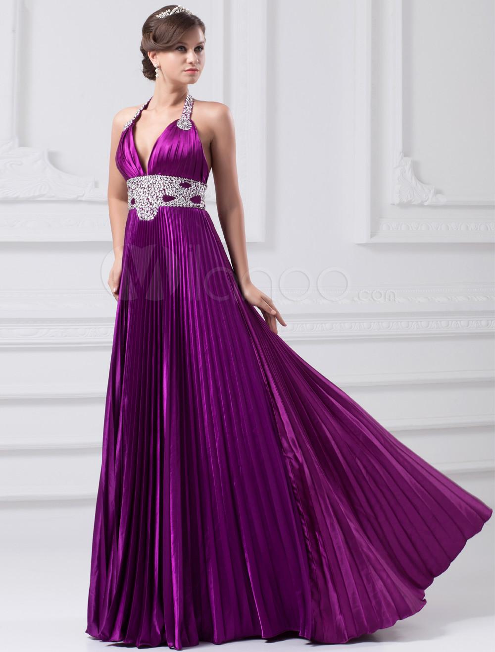 Foto Elegante uva elástico tejido satén moda vestido de noche