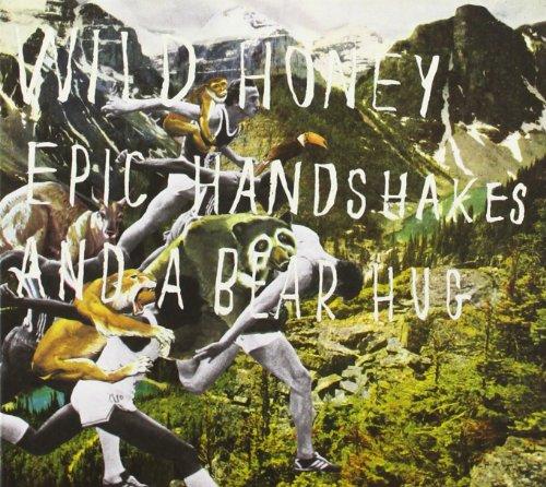 Foto Epic Handshakes And A Bear Hug