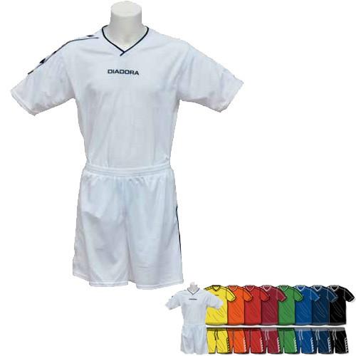 Foto Equipación Diadora -Guatemala-