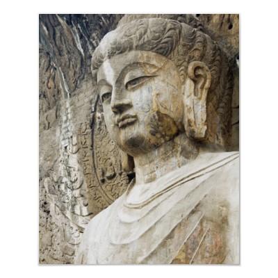 Foto Escultura colosal de Buda en el templo de Fengxian Posters
