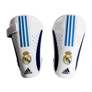 Foto espinilleras real madrid 2012-2013