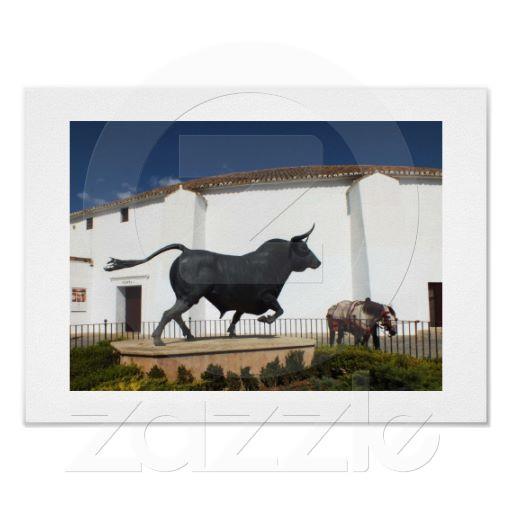 Foto Estatua del toro y del caballo español Posters