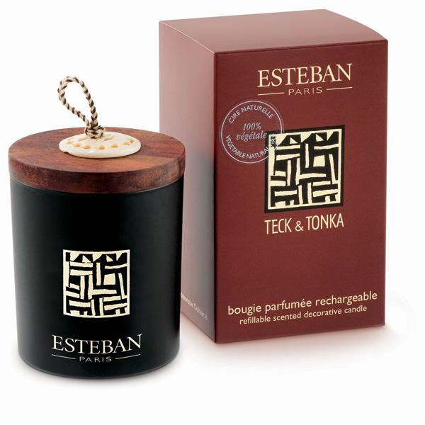 Foto Esteban Vela perfumada teck y tonka