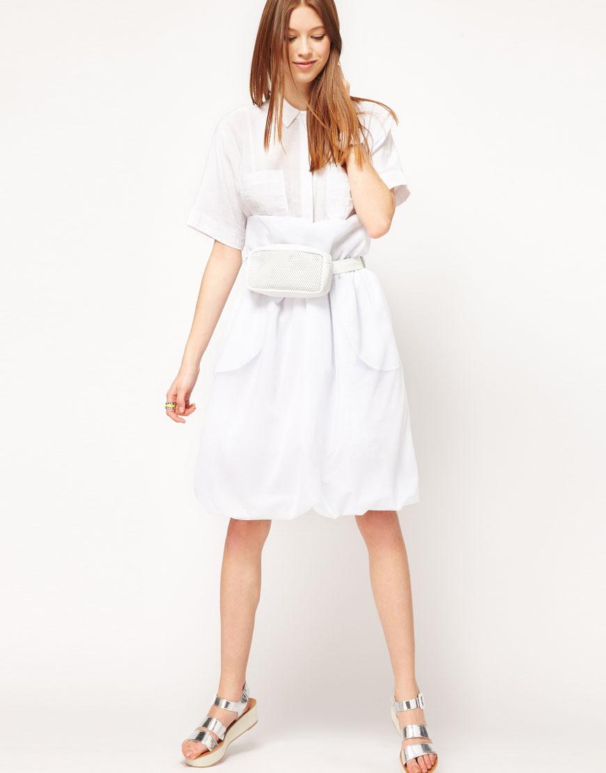 Foto Falda abullonada de talle alto de ASOS Revive Blanco