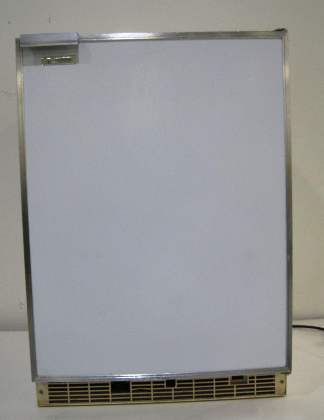 Foto Features - 6 car ma - Features:, Dimensions Cm(in): 86 X 60.6 X 61 ...