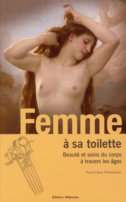 Foto Femme à sa toilette