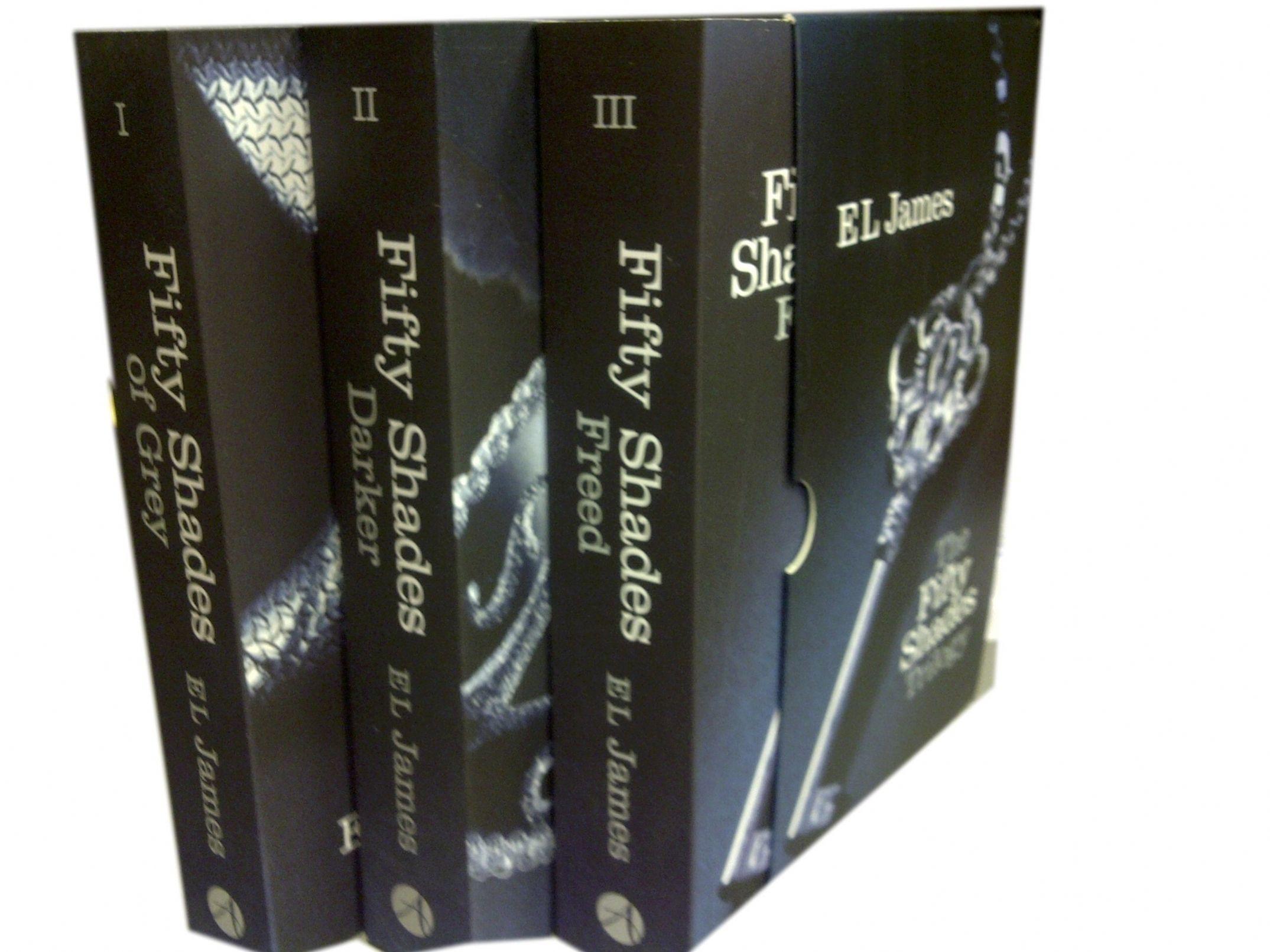 Foto Fifty Shades Trilogy Boxed Set By E L James. (Grey, Darker & Freed)