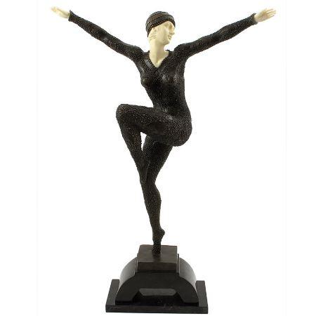 Foto Figura de Bronce: Mujer Art Decó danzando