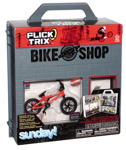 Foto Flick trix display case + bike (3 unid.)