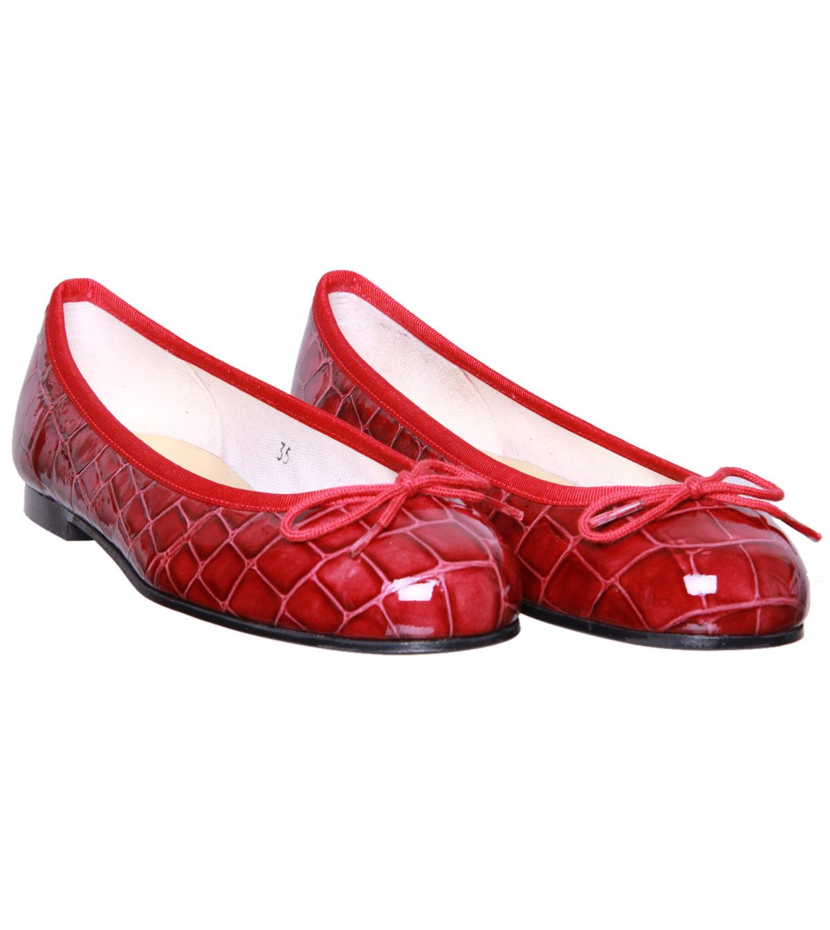 Foto French Sole Ruby Red Patent Crocodile Print Pump