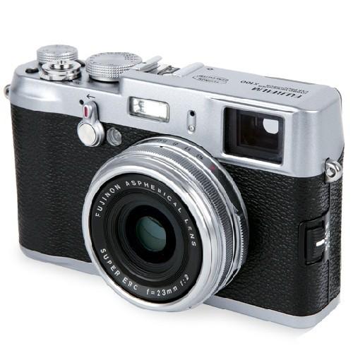 Foto Fujifilm FinePix X100 Digital Camera