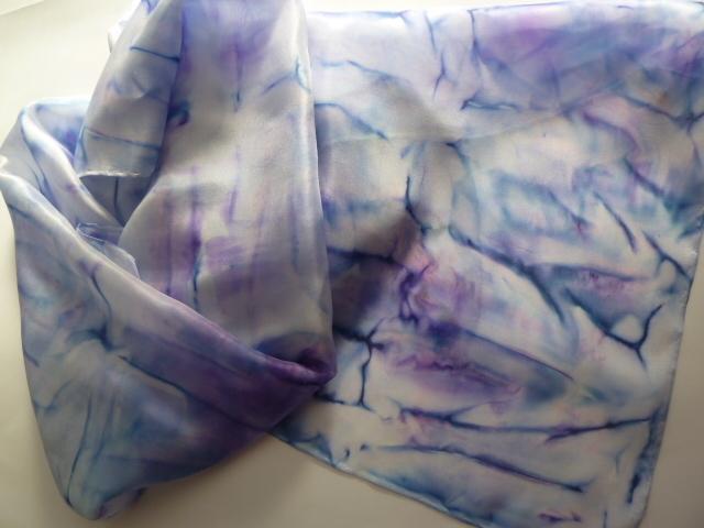 Foto Fular de seda azul y violeta