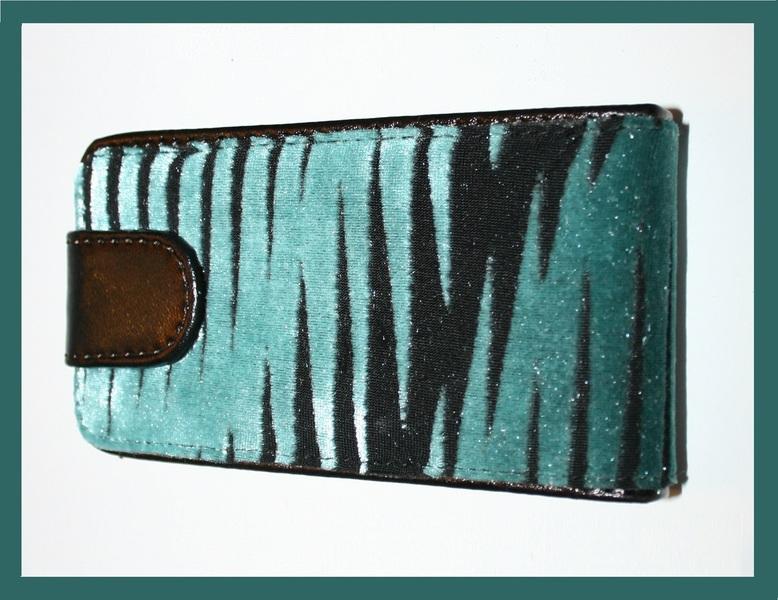 Foto Funda Iphone 4,terciopelo tornasolado azul,carcasa