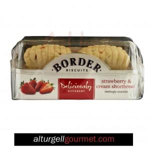Foto Galletas de mantequilla con fresas y crema de leche Border Biscuits