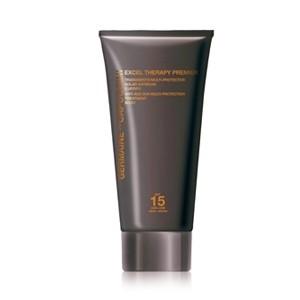 Foto Germaine de Capuccini. EXCEL THERAPY PREMIER. TRATAMIENTO MULTI-PROTECTOR SOLAR ANTIEDAD SPF15 CUERPO. 150 ml.