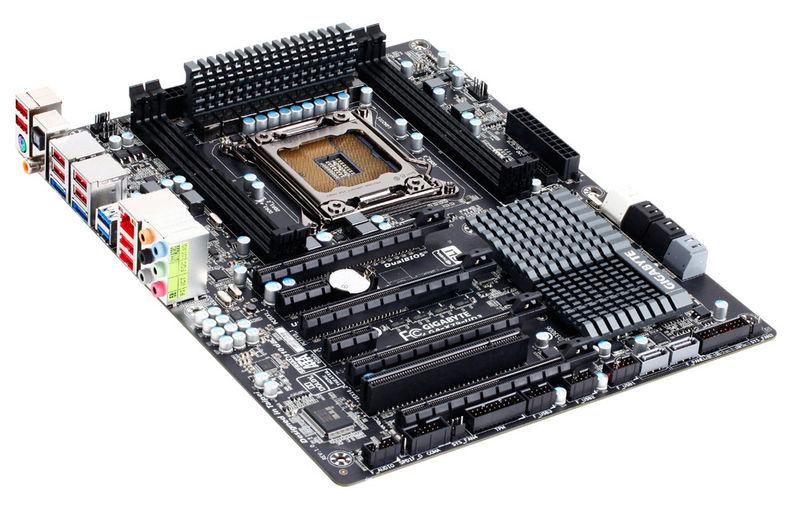 Foto Giga-Byte GA-X79-UD3 S2011 X79 ATX