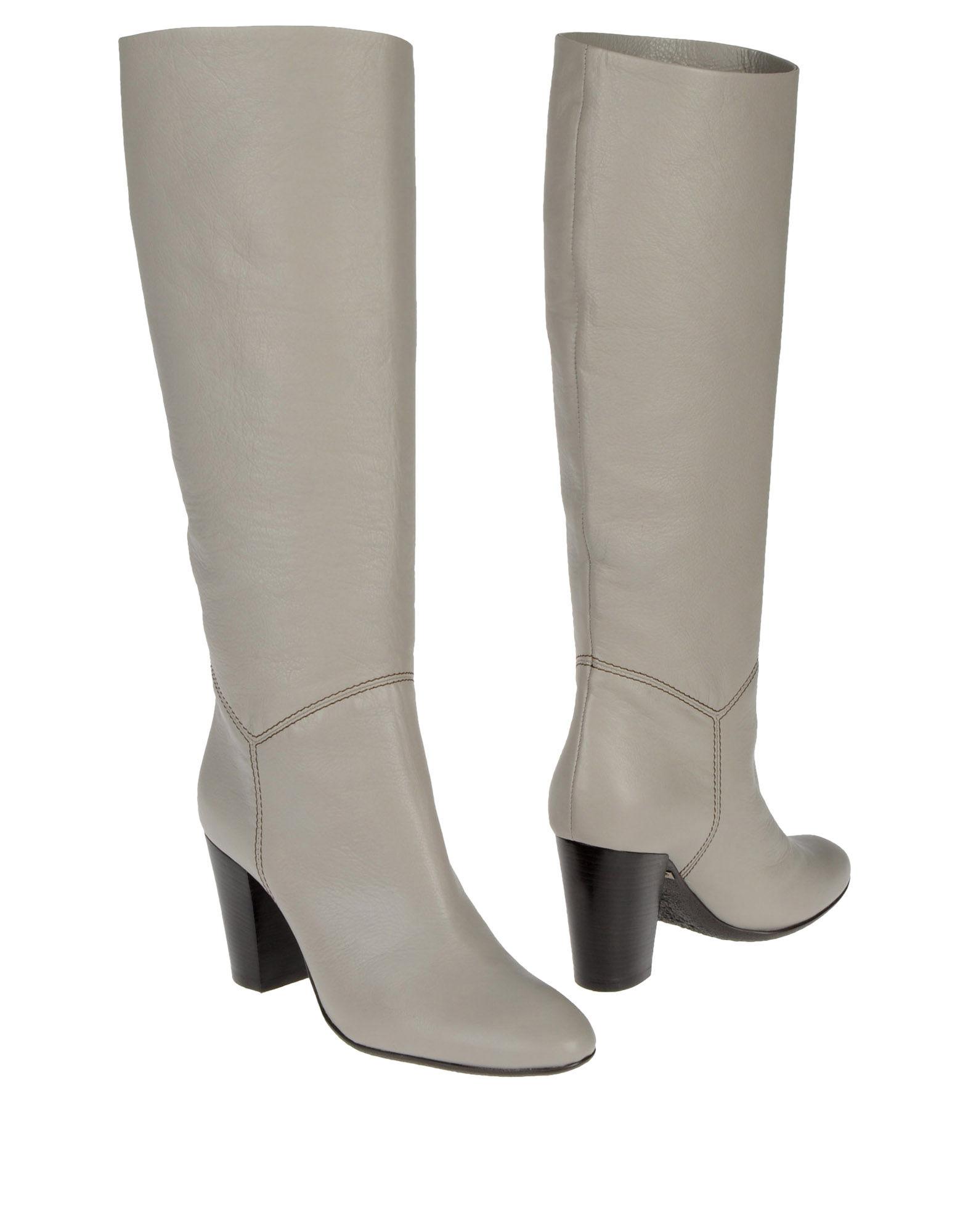 Foto giuseppe zanotti design botas de tacón
