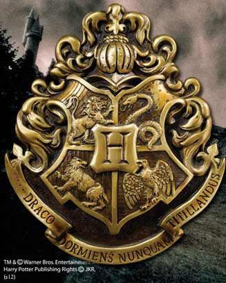 Foto Harry Potter Escudo Hogwarts School Crest 28 X 31 Cm