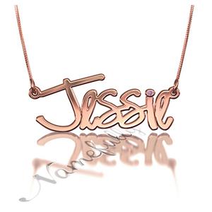 Foto Jessie- Collar de nombre con piedra natalicia en oro rosa de 10k.
