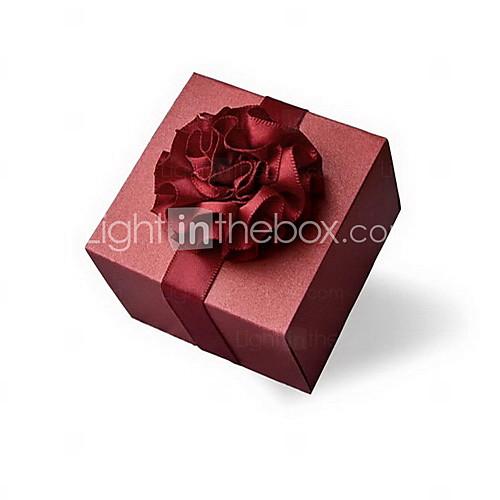 Foto juego de 50 caja del favor roja elegante con la flor de satén